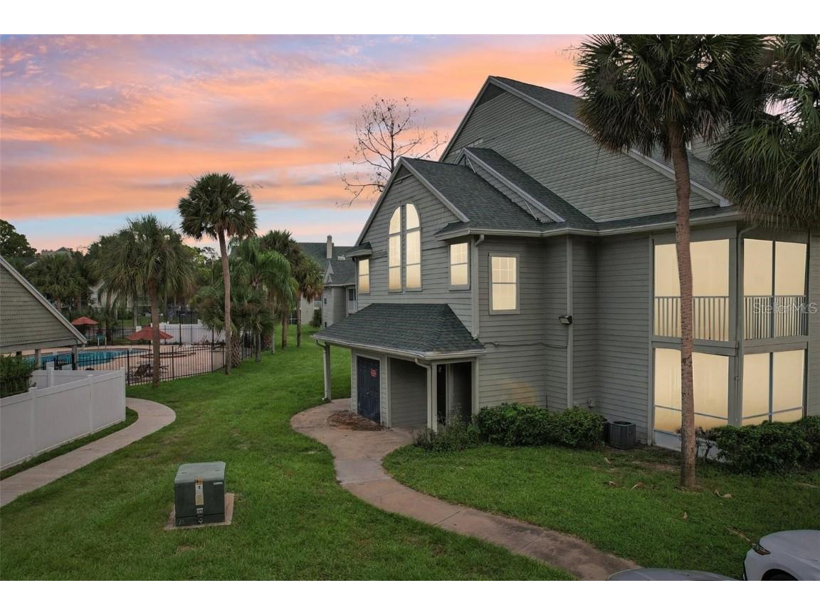 6088 Westgate Drive #201 Orlando FL 32835 O6310080 image1