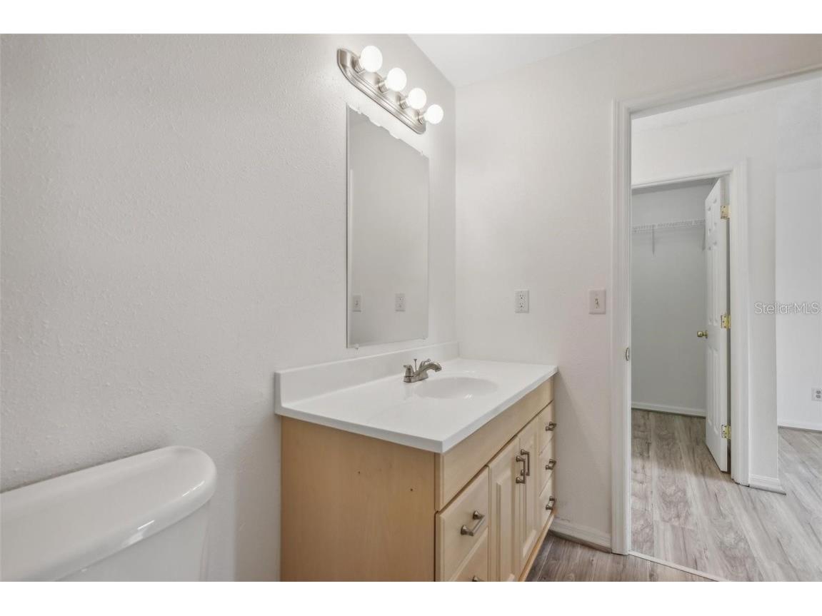 6088 Westgate Drive #201 Orlando FL 32835 O6310080 image10