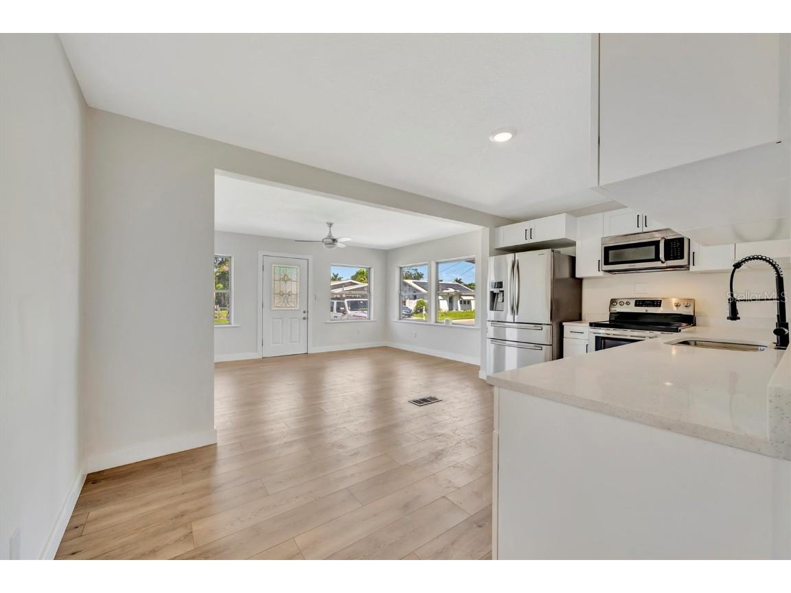 609 25th Avenue W Bradenton FL 34205 A4666383 image18