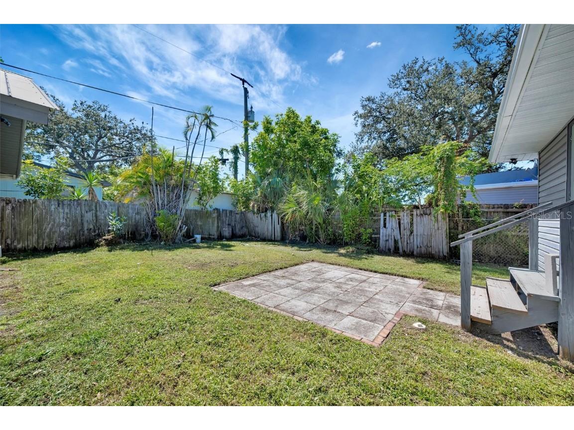 609 25th Avenue W Bradenton FL 34205 A4666383 image5