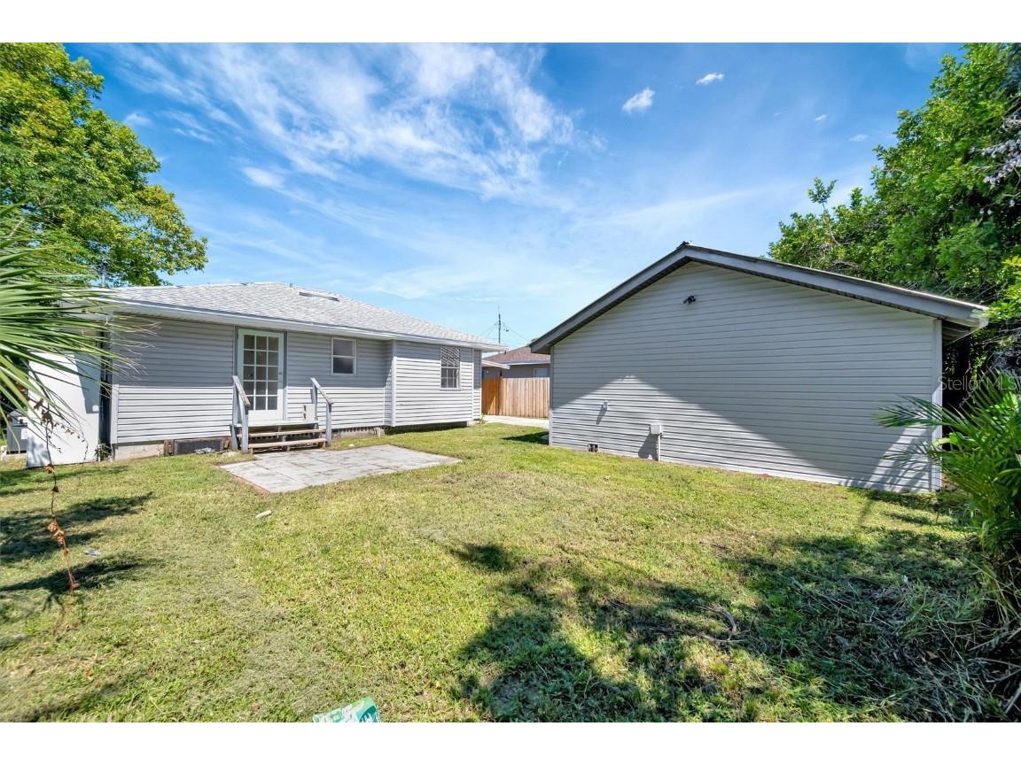 609 25th Avenue W Bradenton FL 34205 A4666383 image7