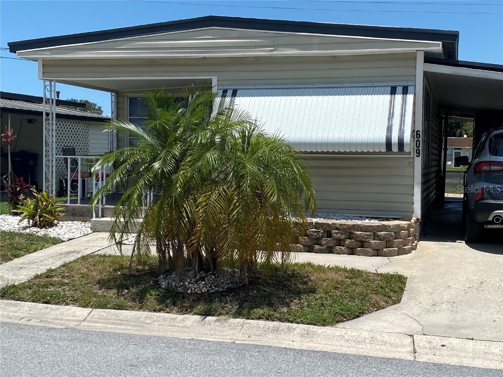 609 49th Avenue W Bradenton FL 34207 A4569718 image1