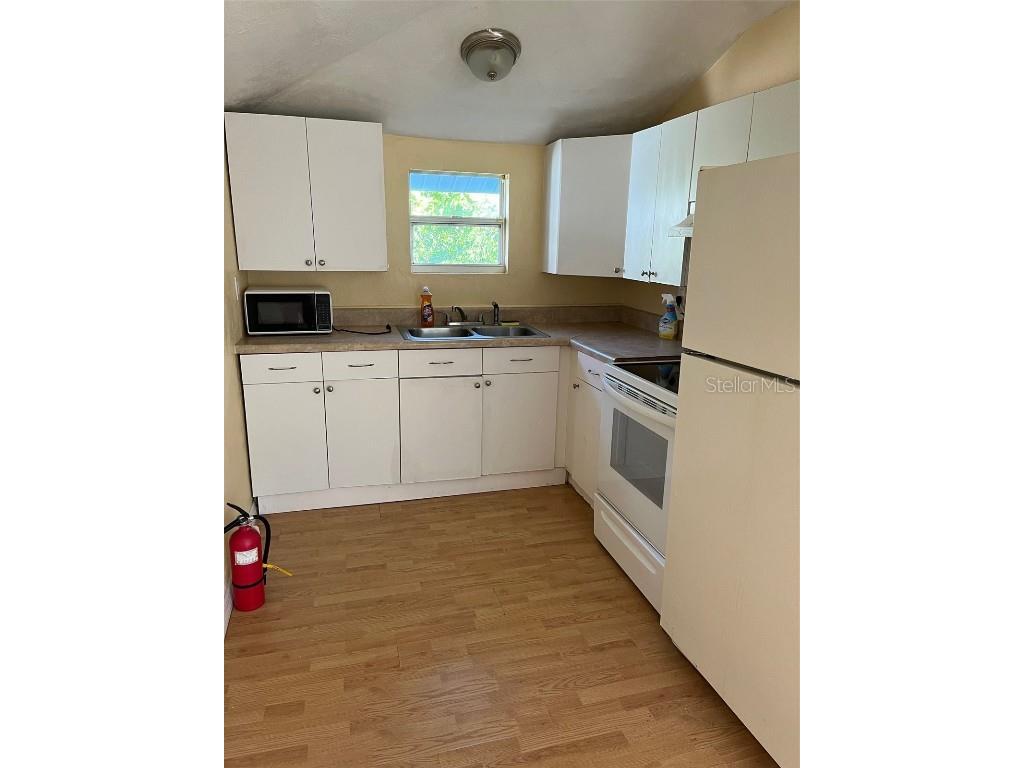 609-611 Ora Street #6 Daytona Beach FL 32118 NS1086669 image3