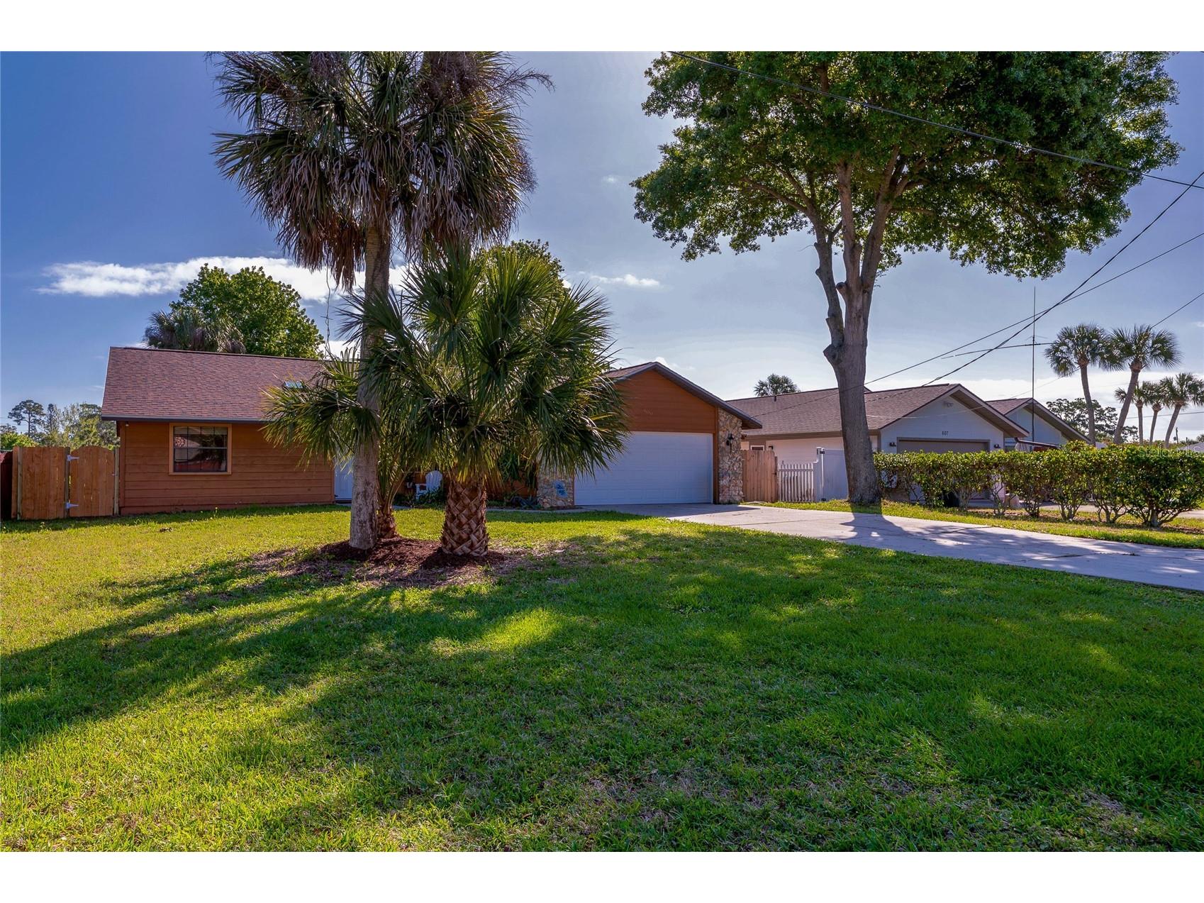 609 Andrews Street Ormond Beach FL 32174 V4947856 image3