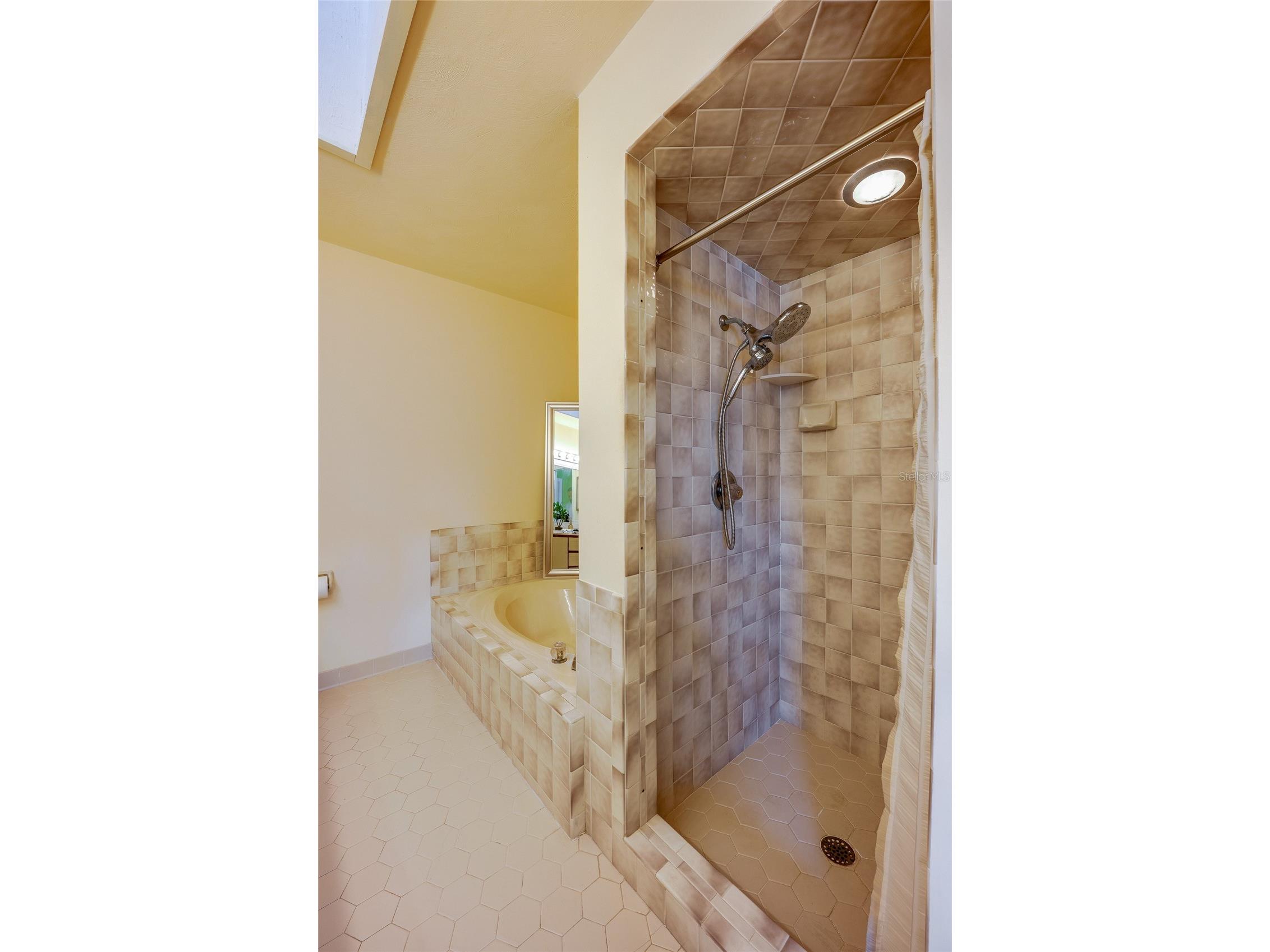 609 Andrews Street Ormond Beach FL 32174 V4947856 image35