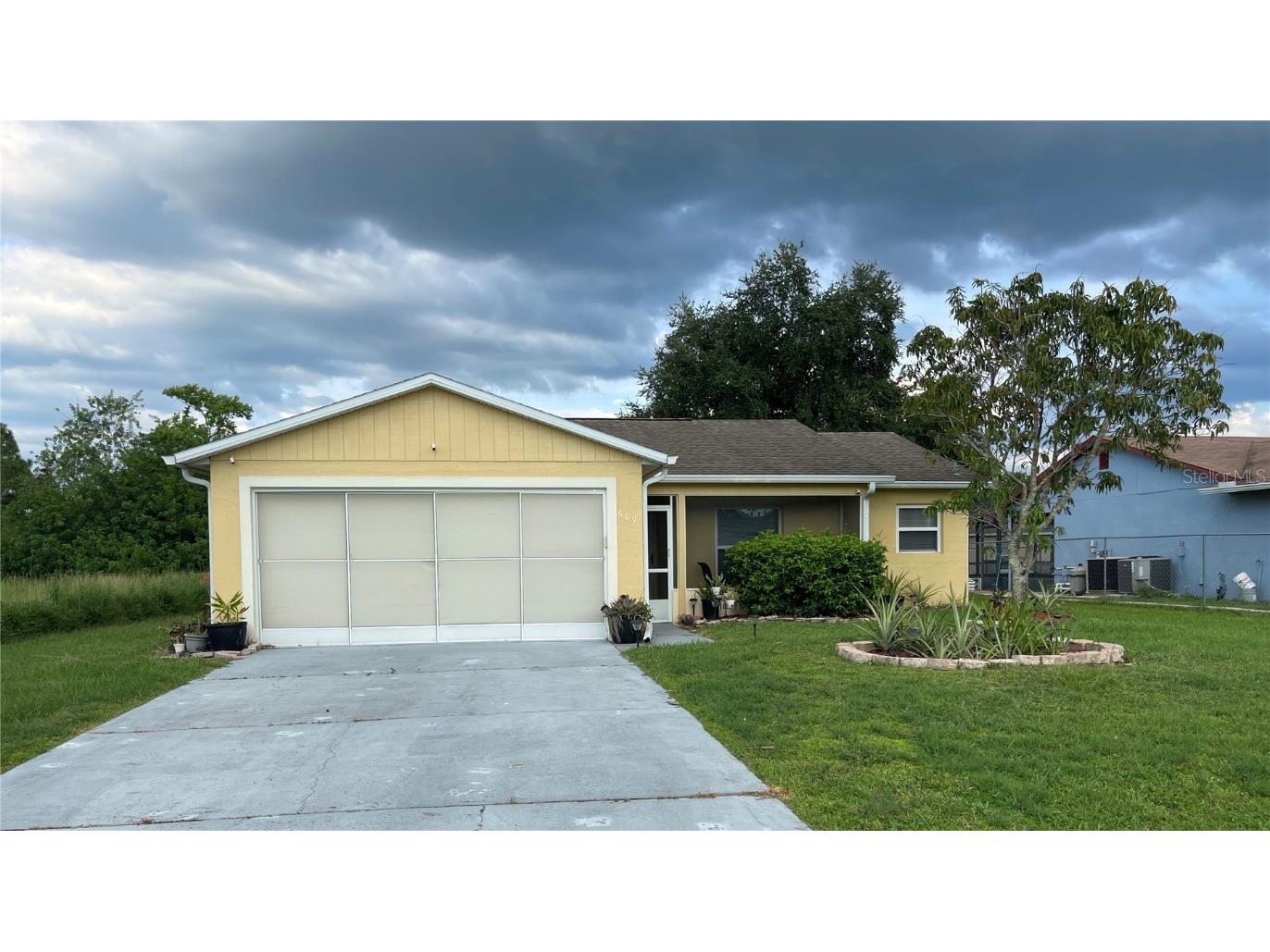 609 Bobcat Lane Poinciana FL 34759 O6132860 image1