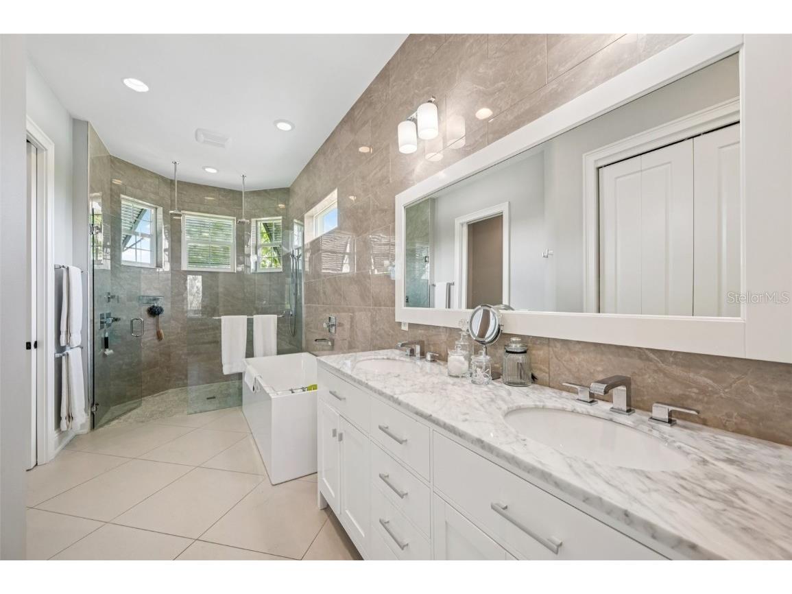 609 Colonial Bay Drive Nokomis FL 34275 - CURRY CREEK A4672712 image28