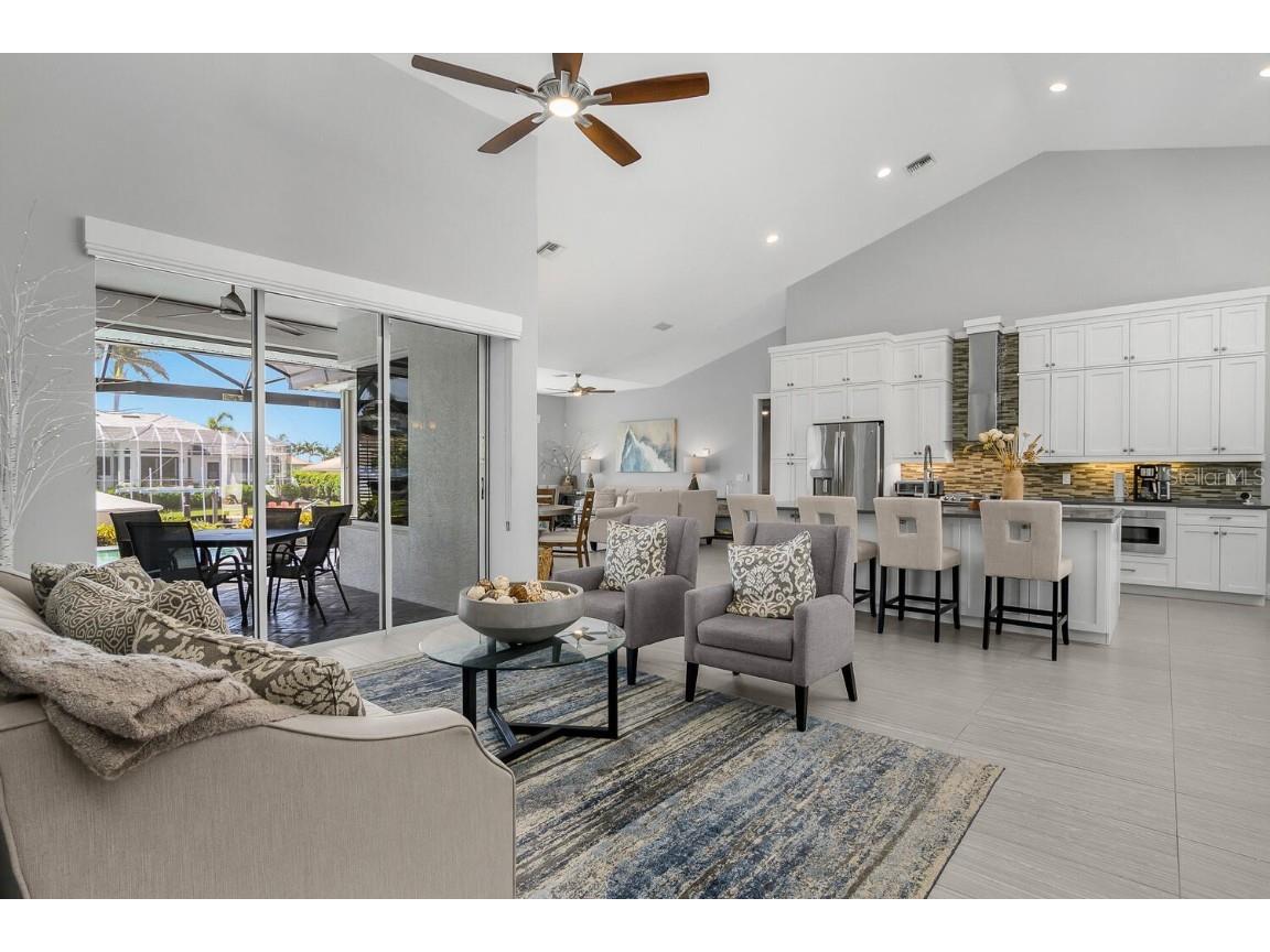 609 Crescent Street Marco Island FL 34145 A4658963 image10