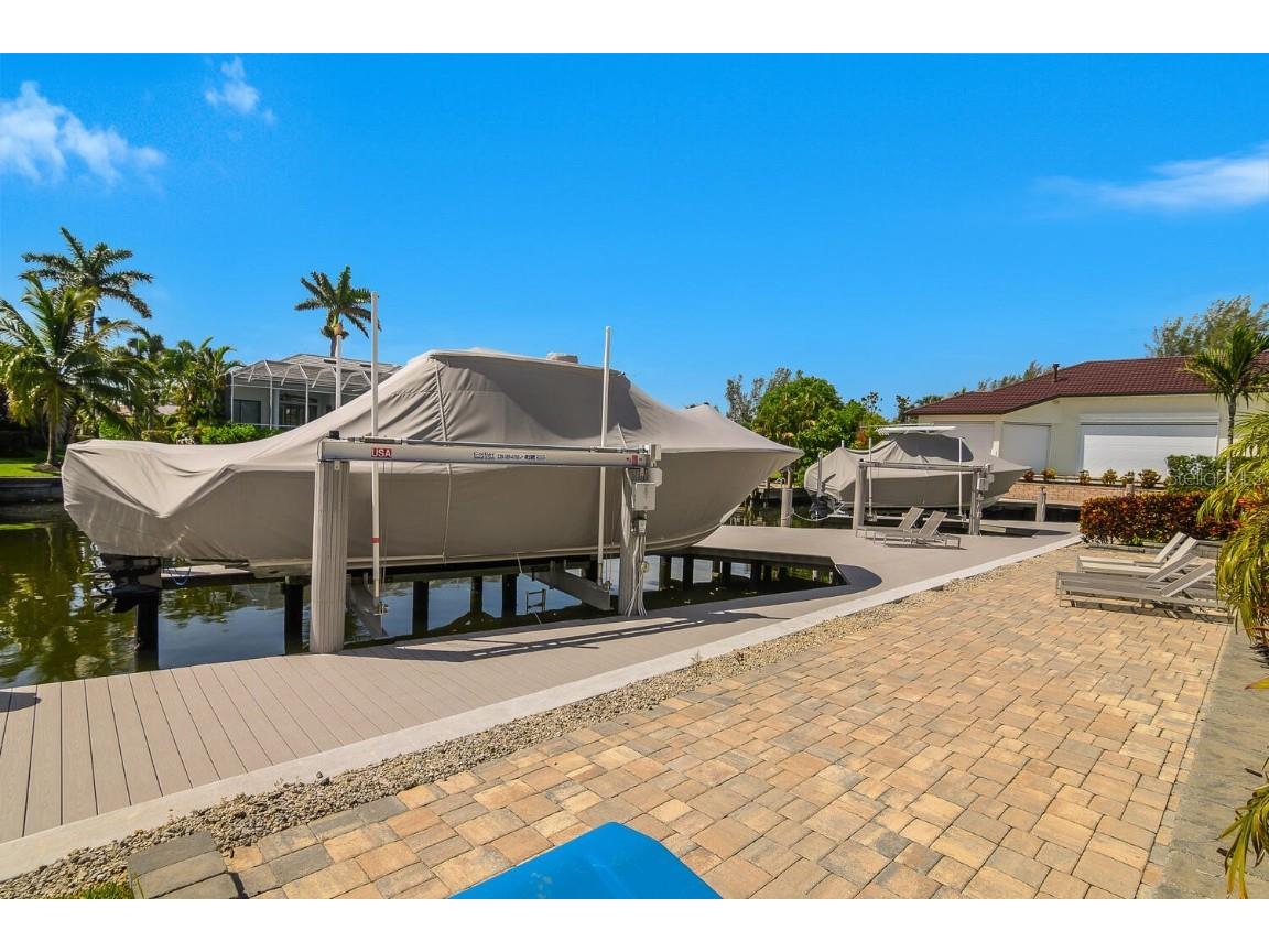 609 Crescent Street Marco Island FL 34145 A4658963 image45