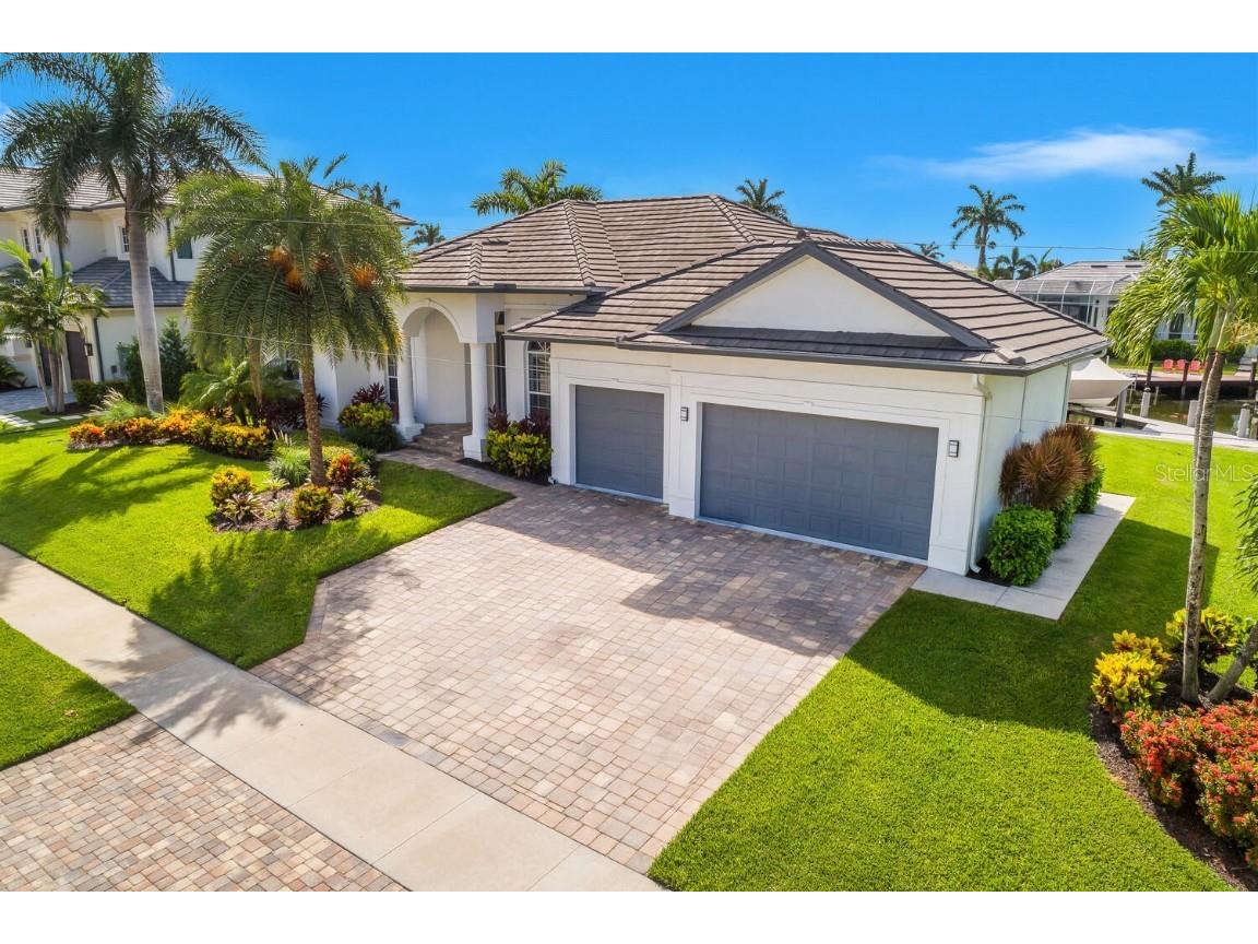 609 Crescent Street Marco Island FL 34145 A4658963 image5