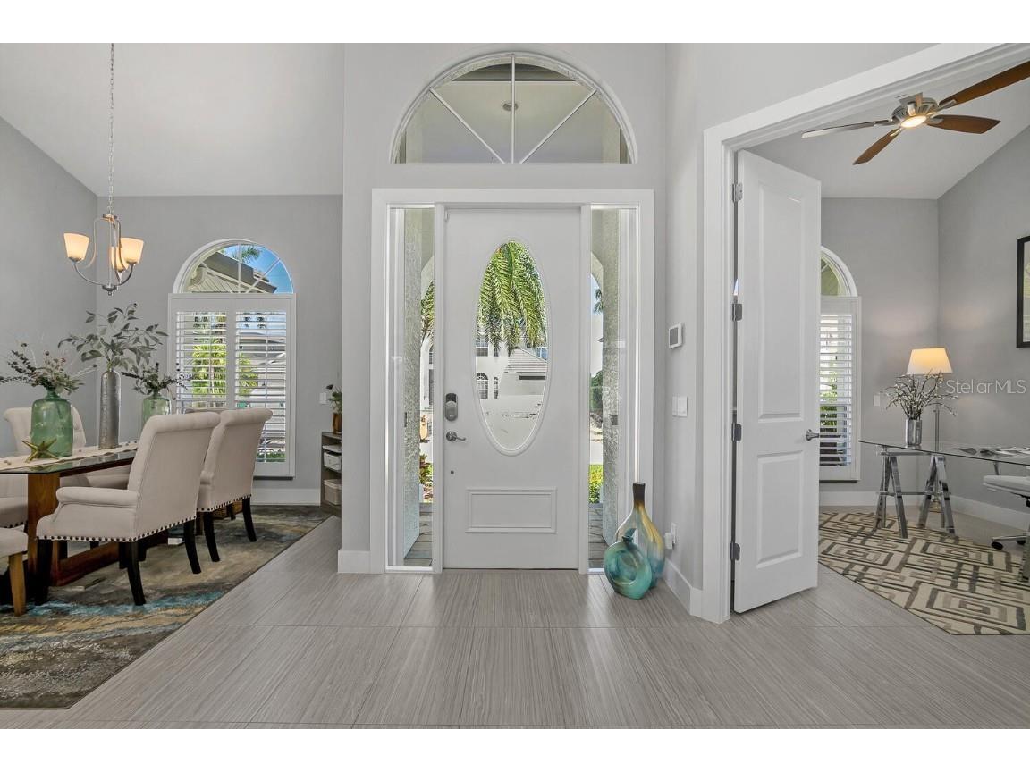 609 Crescent Street Marco Island FL 34145 A4658963 image8