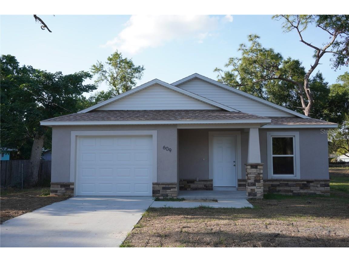 609 Crevasse Street Lakeland FL 33805 L4937005 image1