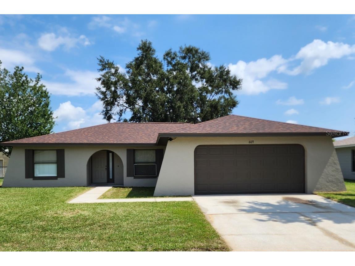 609 Estrada Lane Kissimmee FL 34758 R4907096 image1
