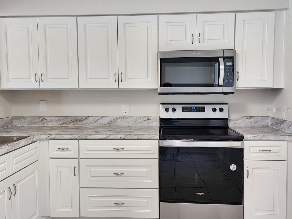 609 Estrada Lane Kissimmee FL 34758 R4907096 image3