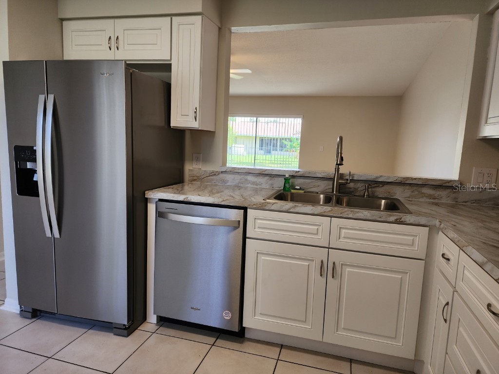 609 Estrada Lane Kissimmee FL 34758 R4907096 image4