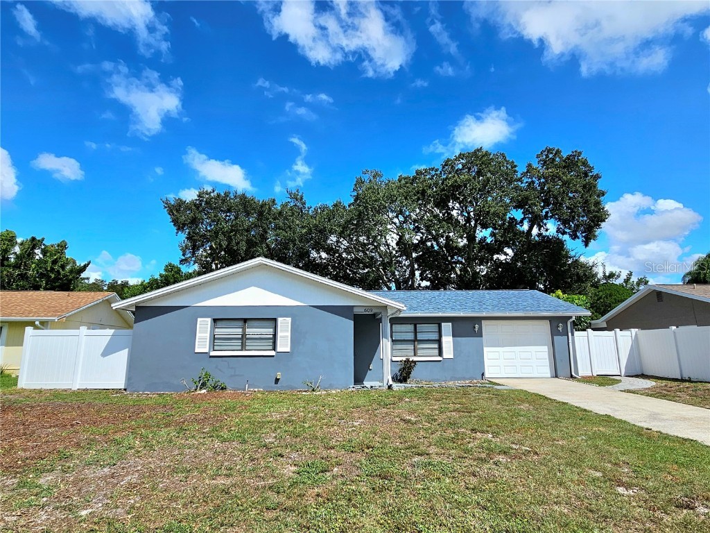 609 Fair Oaks Drive Tarpon Springs FL 34689 U8216585 image1