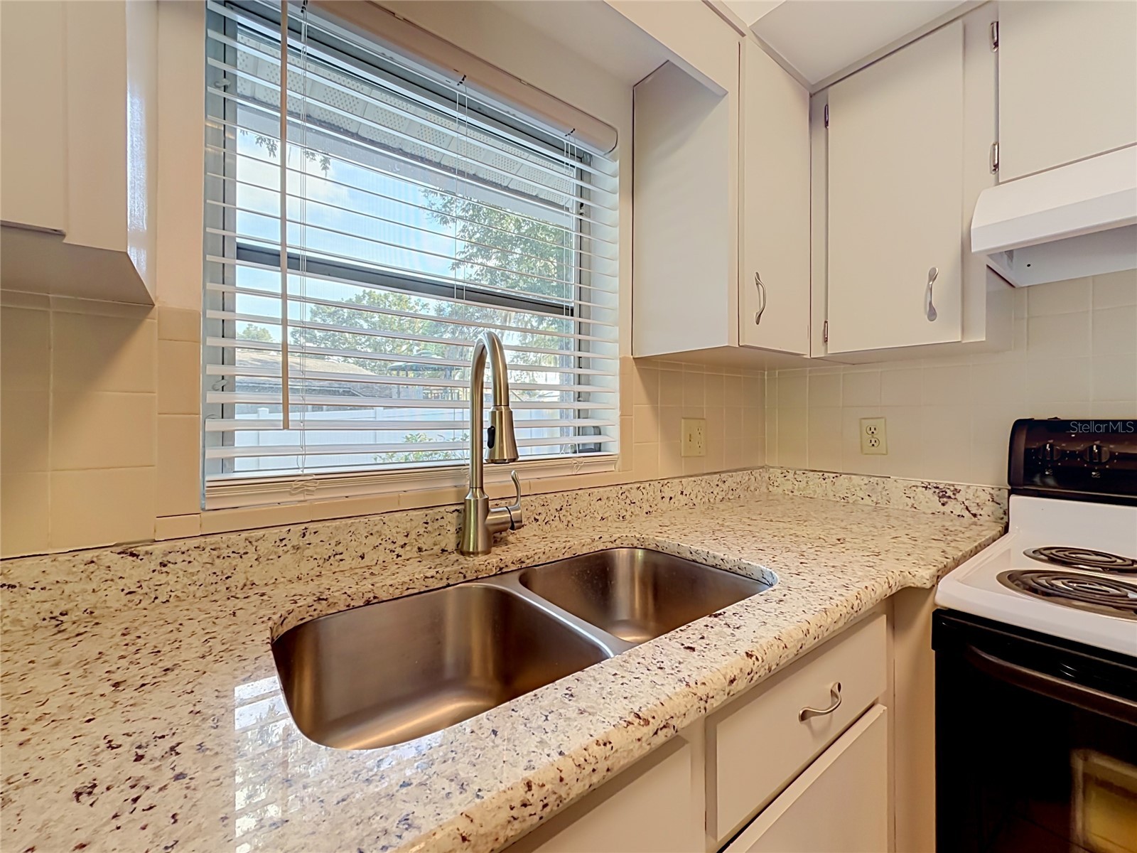 609 Goodyear Avenue Inverness FL 34452 W7887367 image12