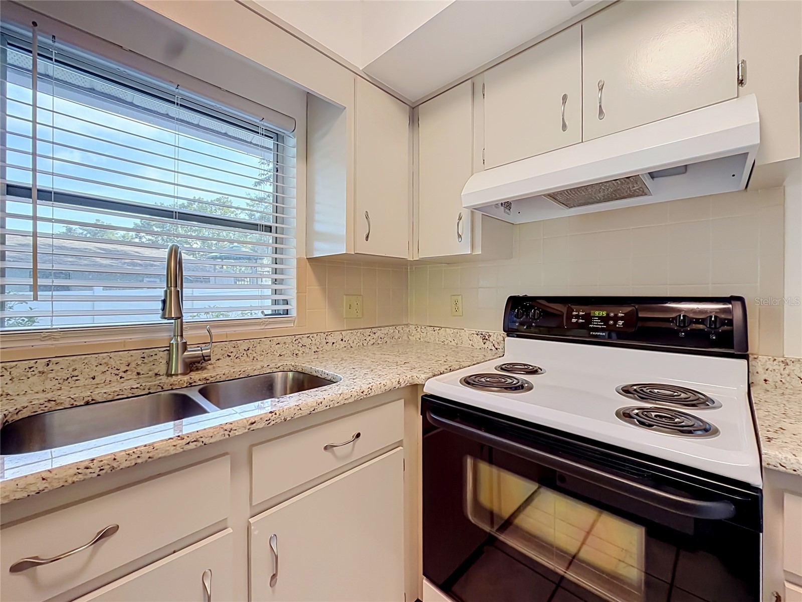 609 Goodyear Avenue Inverness FL 34452 W7887367 image13