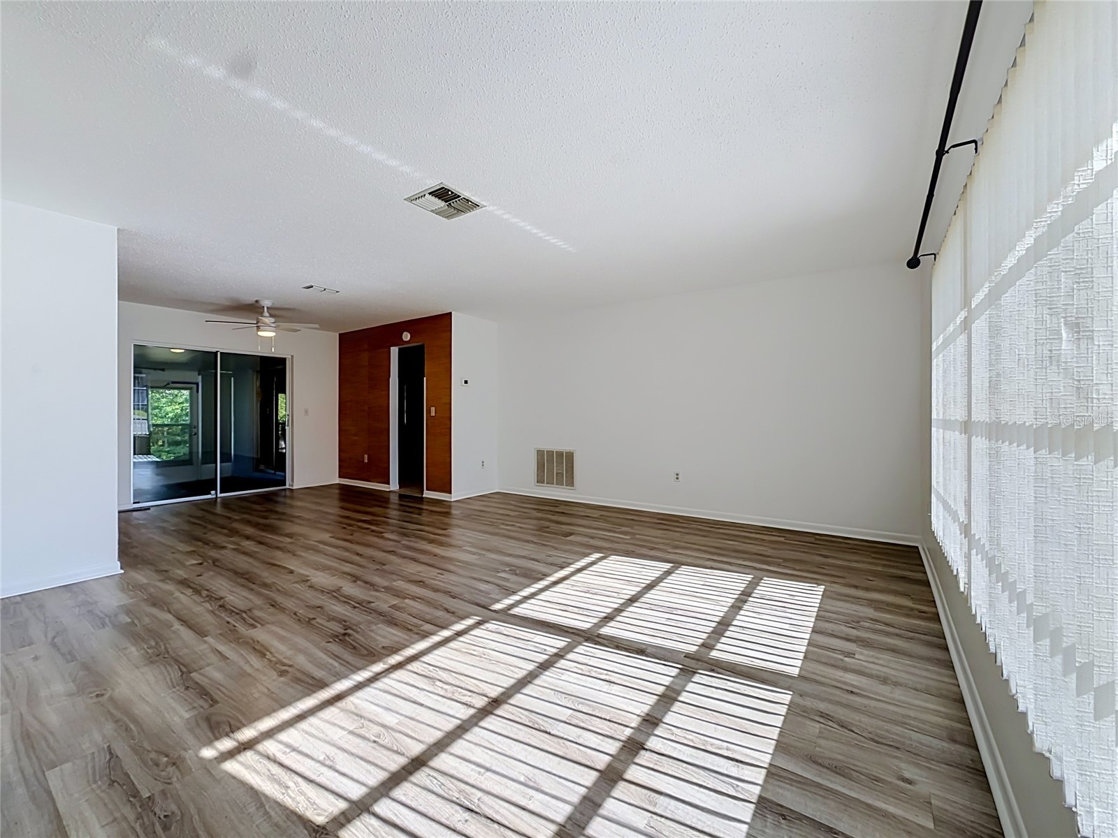 609 Goodyear Avenue Inverness FL 34452 W7887367 image6