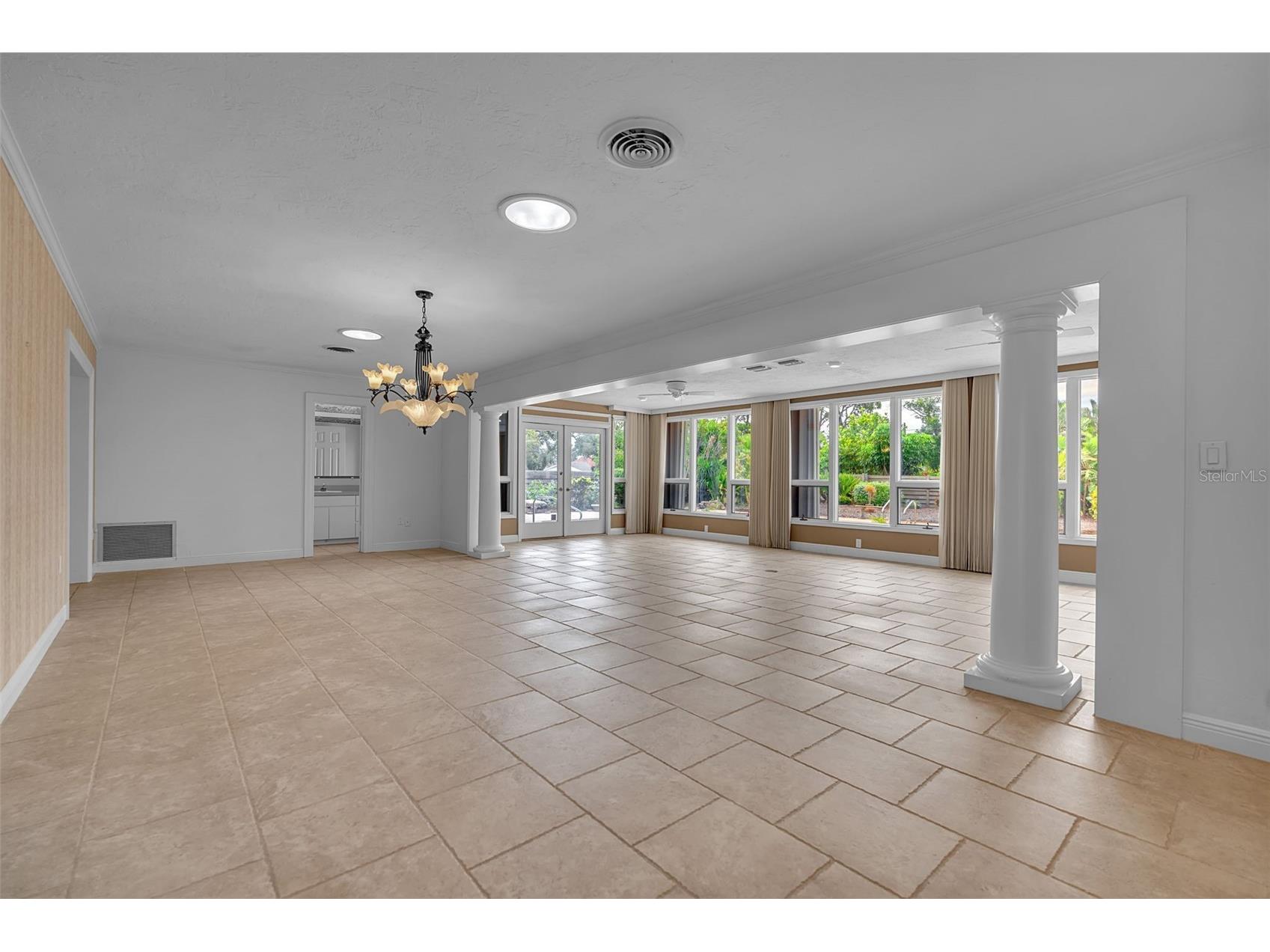 609 Laguna Drive Venice FL 34285 A4694398 image7