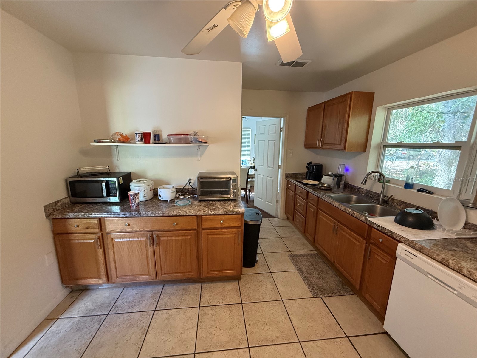 609 NW 19th Street Gainesville FL 32603 GC539371 image8