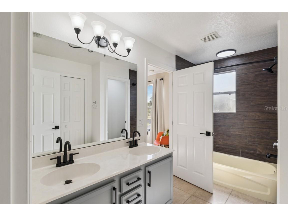 609 Rhodes Drive Deland FL 32720 O6366321 image25