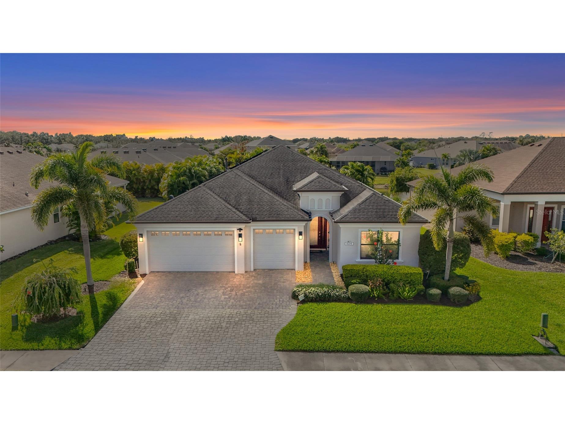 609 Rosemary Circle Bradenton FL 34212 A4676170 image1