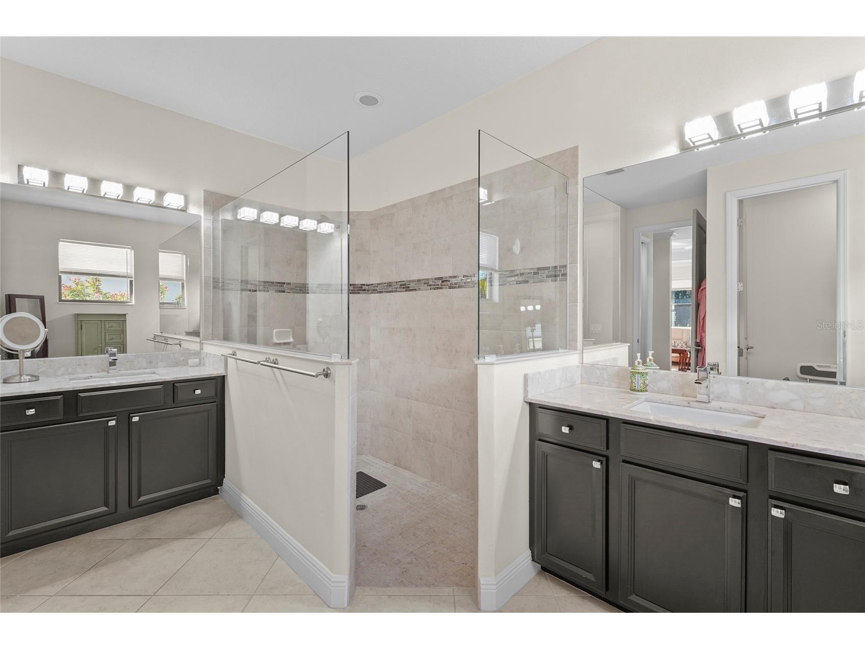 609 Rosemary Circle Bradenton FL 34212 A4676170 image11