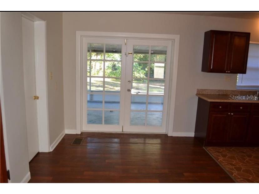 609 S Montgomery Avenue Deland FL 32720 O6423260 image8