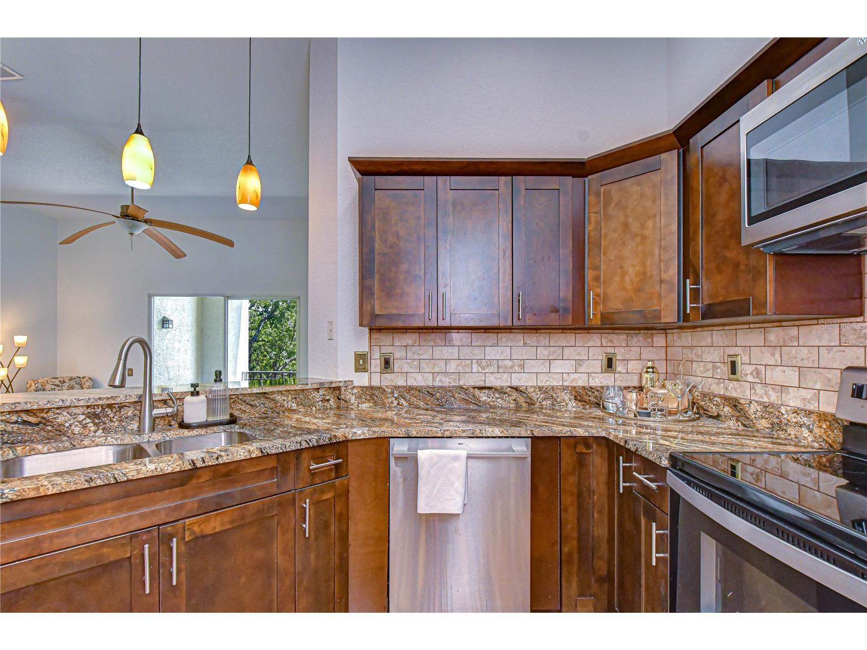 609 Tropical Breeze Way #609 Tampa FL 33602 TB8505842 image11