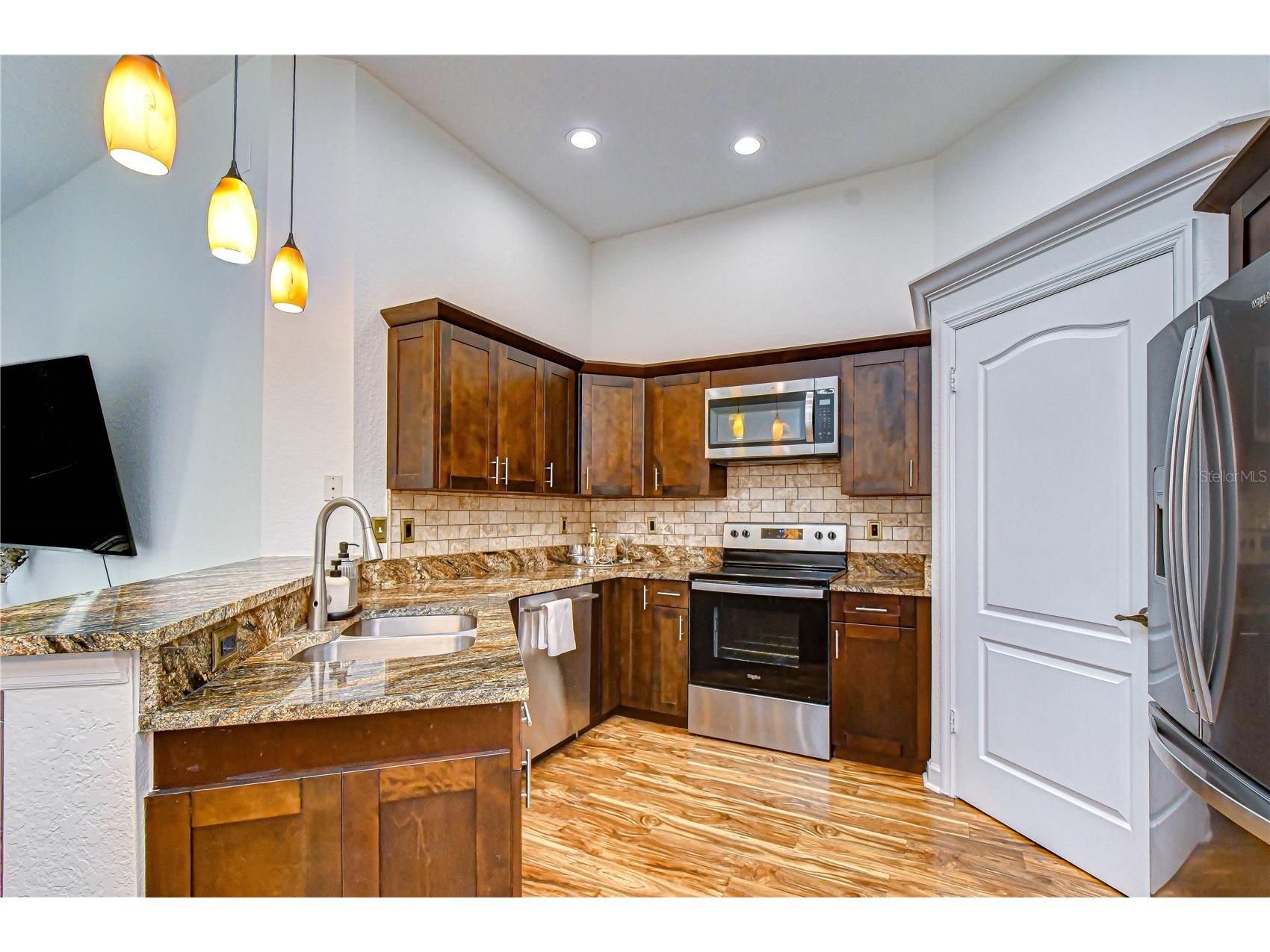 609 Tropical Breeze Way #609 Tampa FL 33602 TB8505842 image9