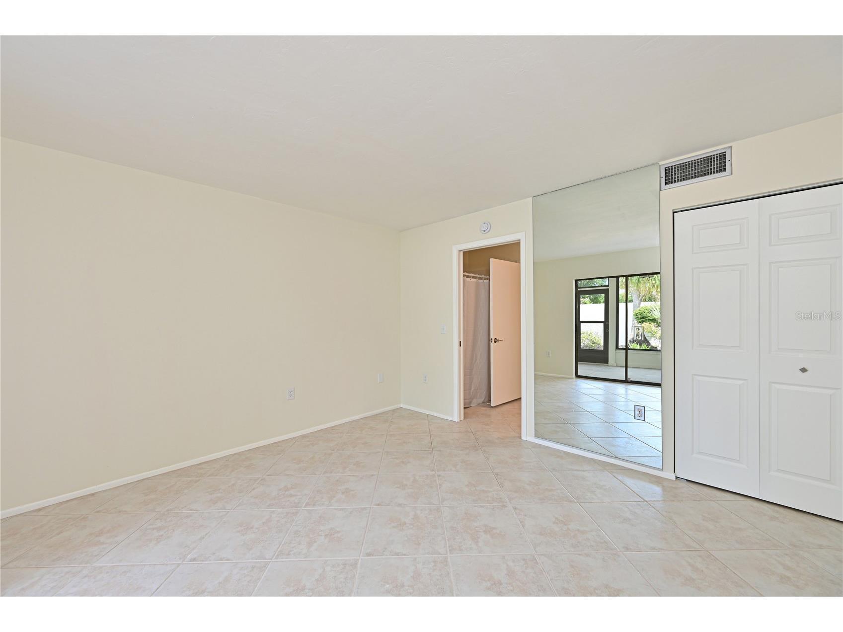 609 Woodlawn Drive Bradenton FL 34210 A4694156 image10