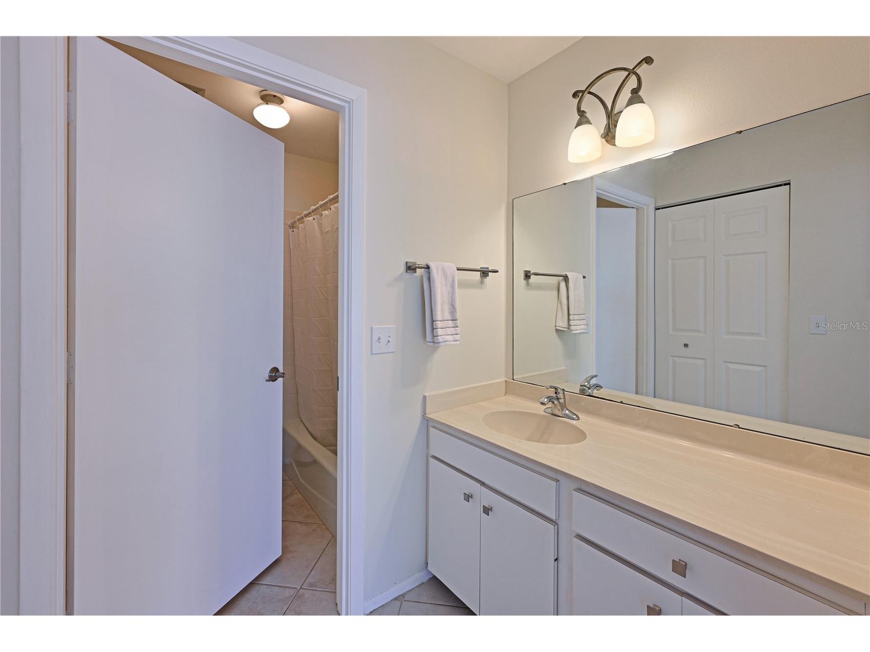 609 Woodlawn Drive Bradenton FL 34210 A4694156 image17