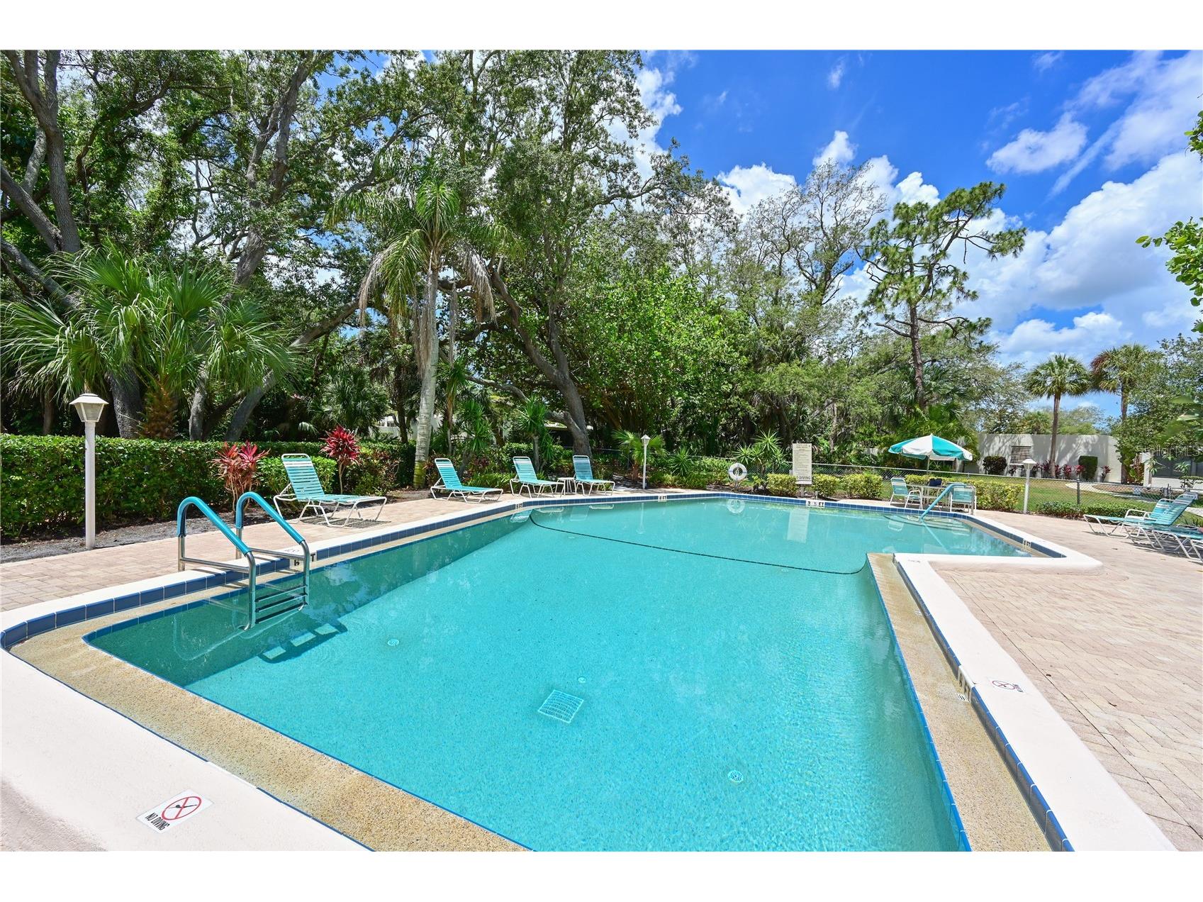 609 Woodlawn Drive Bradenton FL 34210 A4694156 image37