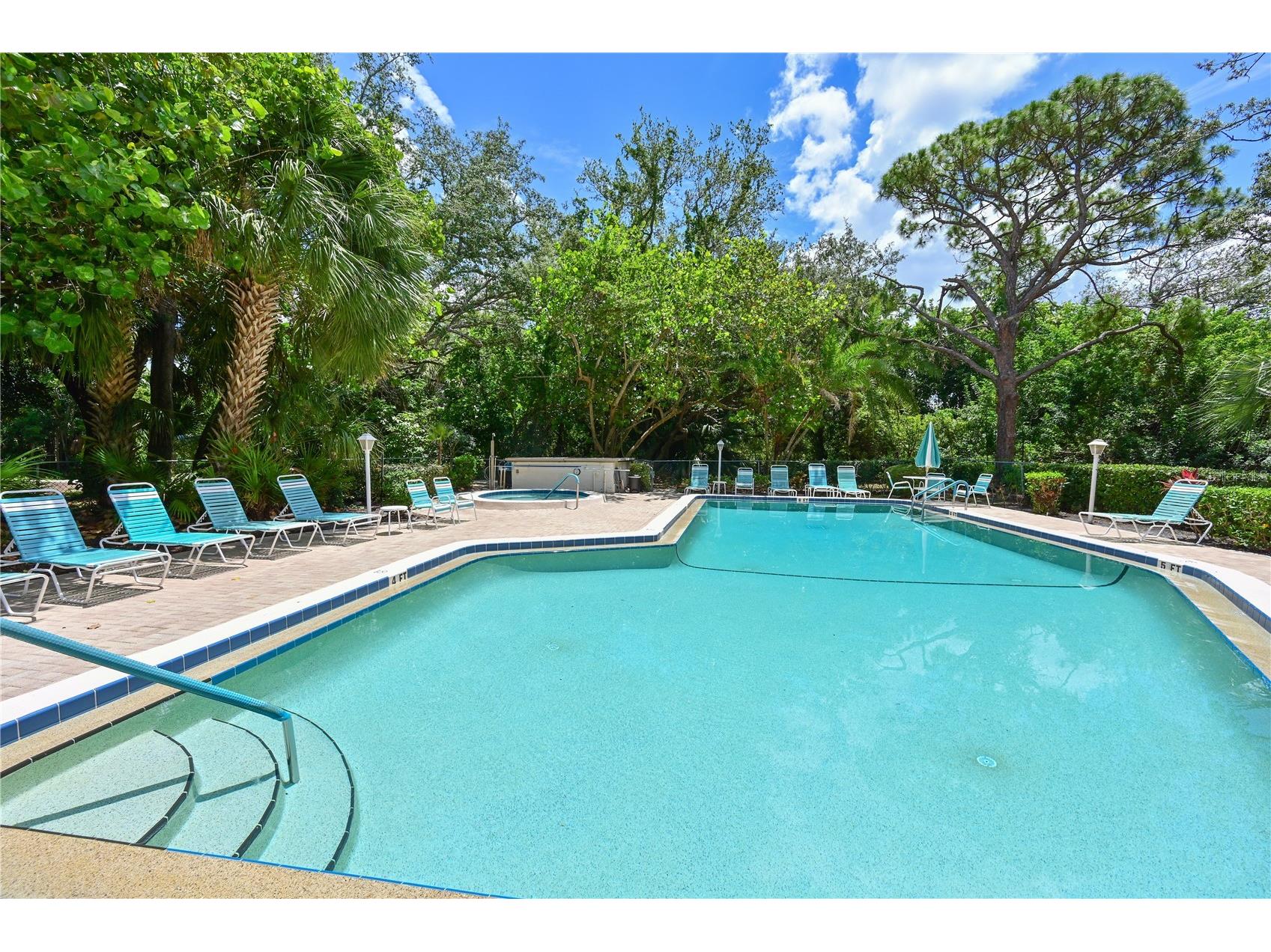 609 Woodlawn Drive Bradenton FL 34210 A4694156 image40