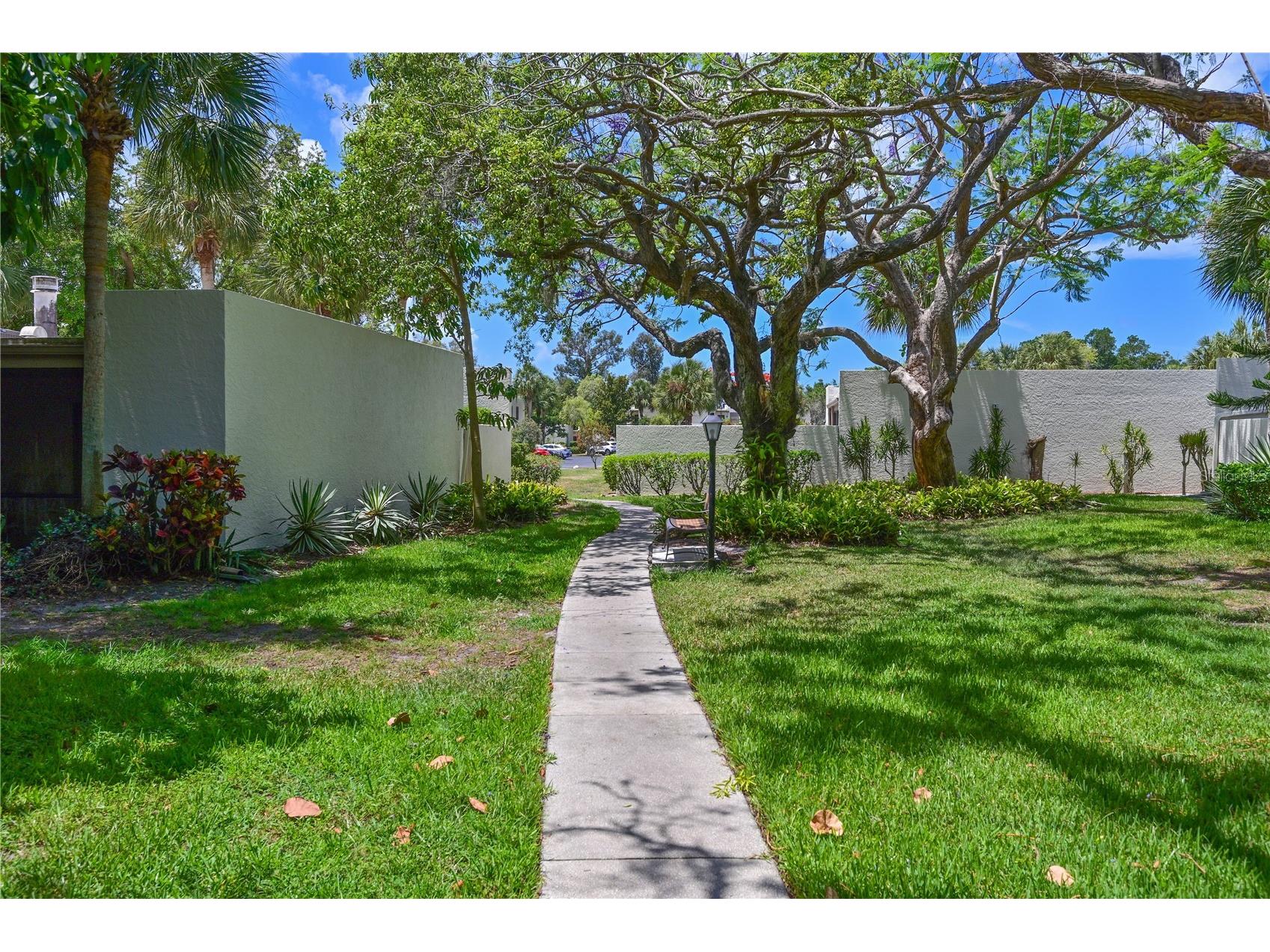 609 Woodlawn Drive Bradenton FL 34210 A4694156 image41