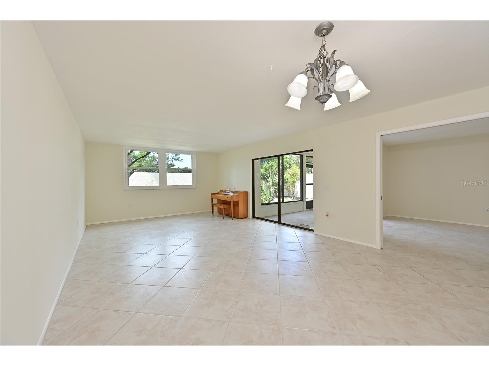 609 Woodlawn Drive Bradenton FL 34210 A4694156 image5
