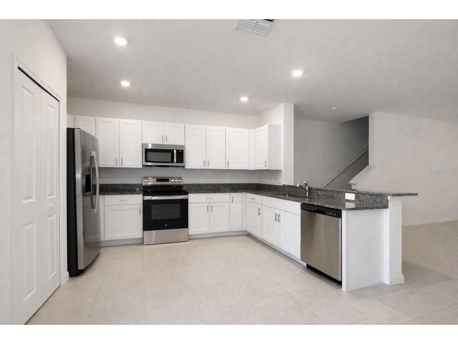 6090 Shiner Street Land O Lakes FL 34638 W7882246 image13
