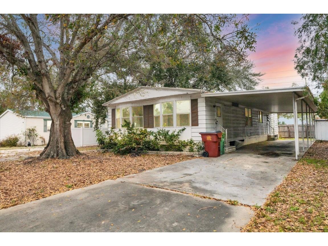 6093 141st Ter N Clearwater FL 33760 A4637389 image1