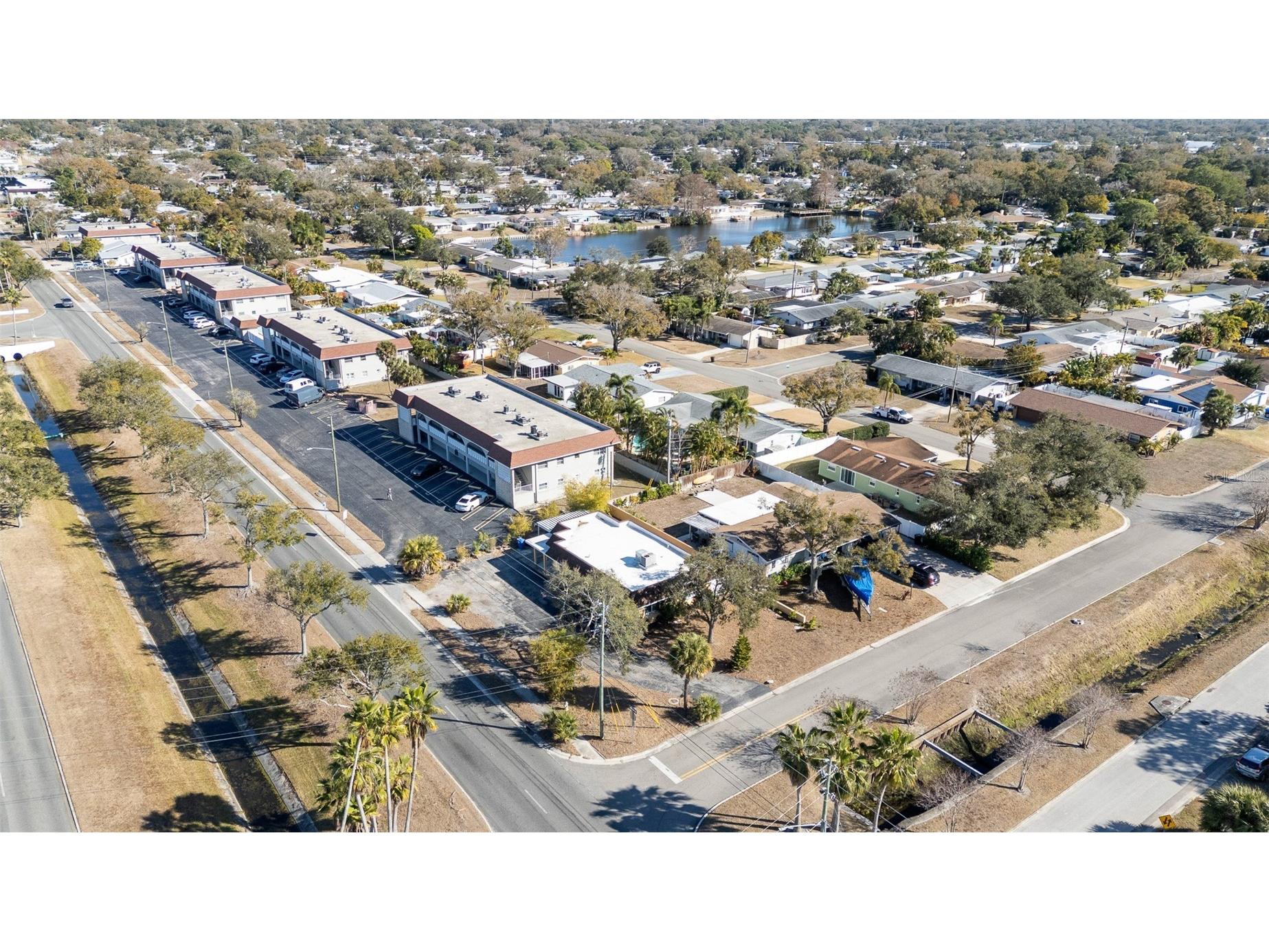 6098 22nd Avenue N Saint Petersburg FL 33710 TB8475072 image20