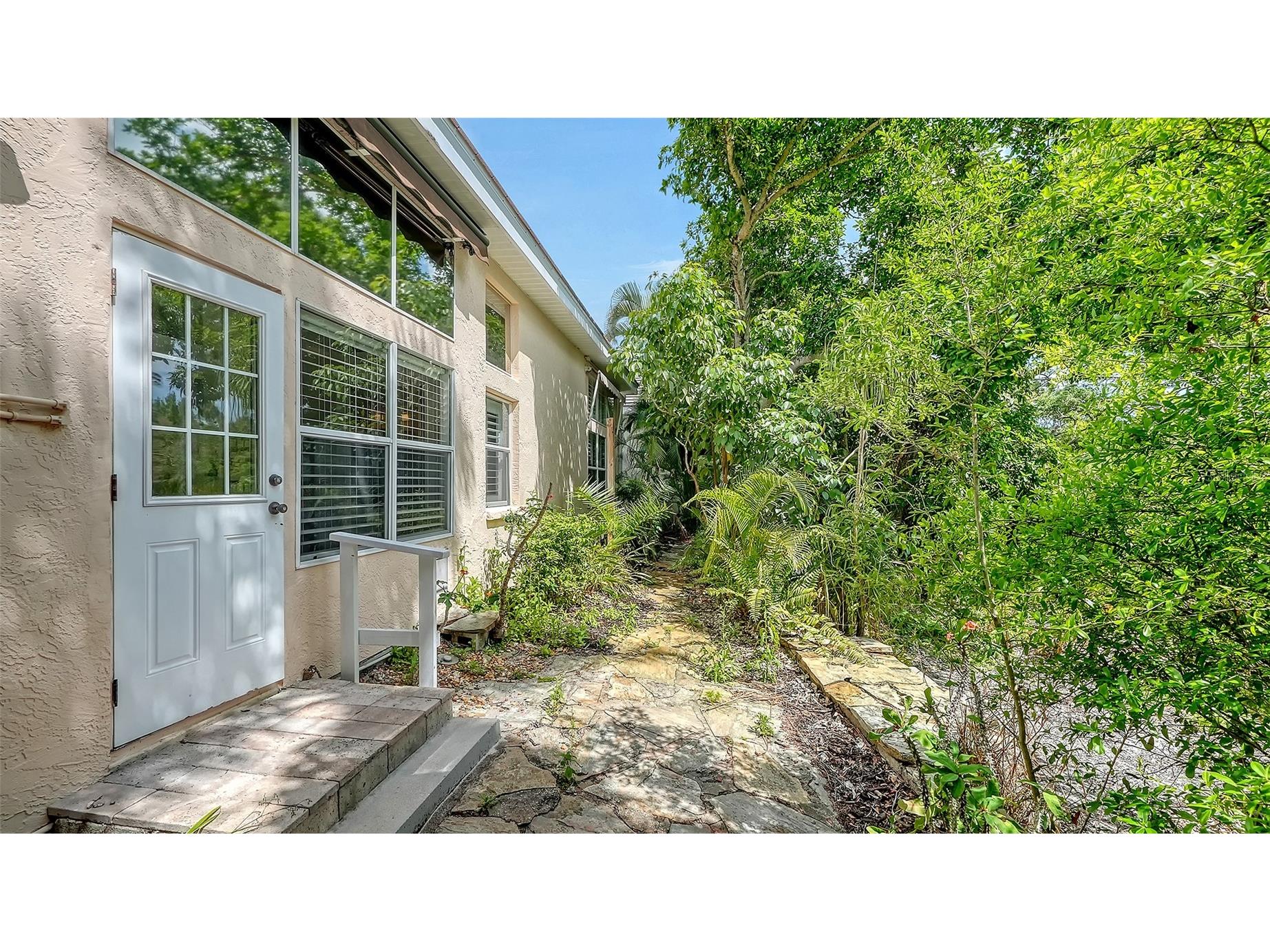 61 Bayhead Lane Osprey FL 34229 A4685559 image46