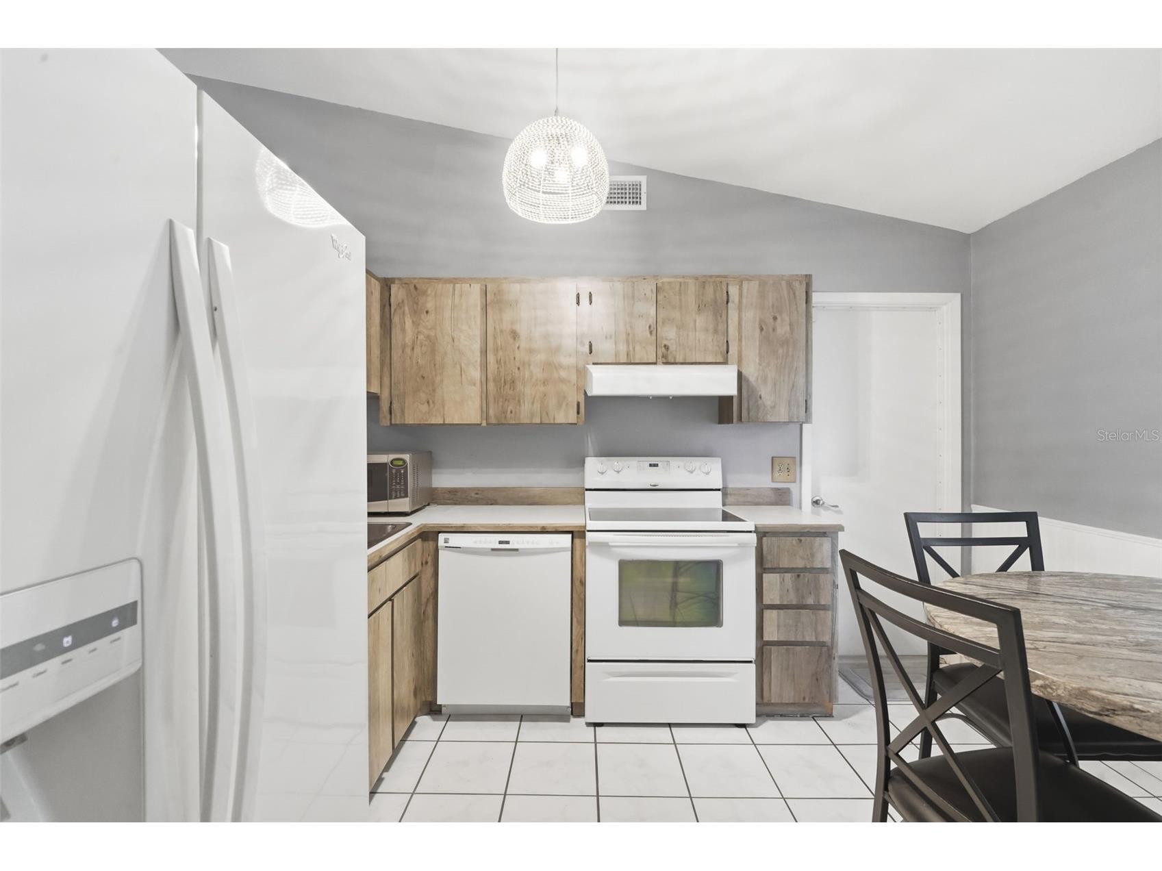 61 Floridana Road Debary FL 32713 O6396432 image4