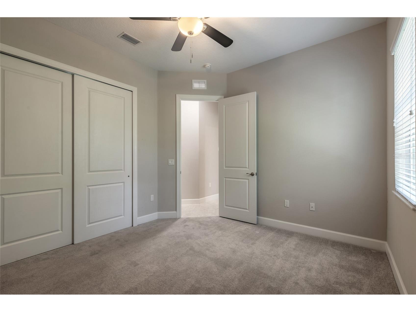 61 N Riverwalk Drive Palm Coast FL 32137 V4950080 image17