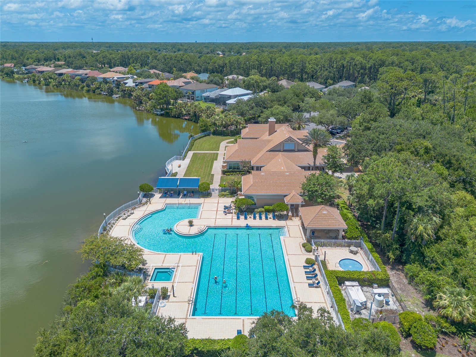61 N Riverwalk Drive Palm Coast FL 32137 V4950080 image32
