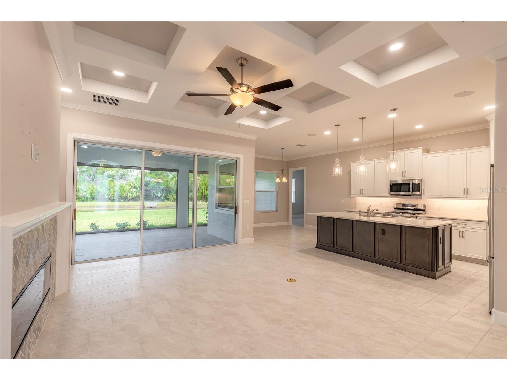 61 N Riverwalk Drive Palm Coast FL 32137 V4950080 image6