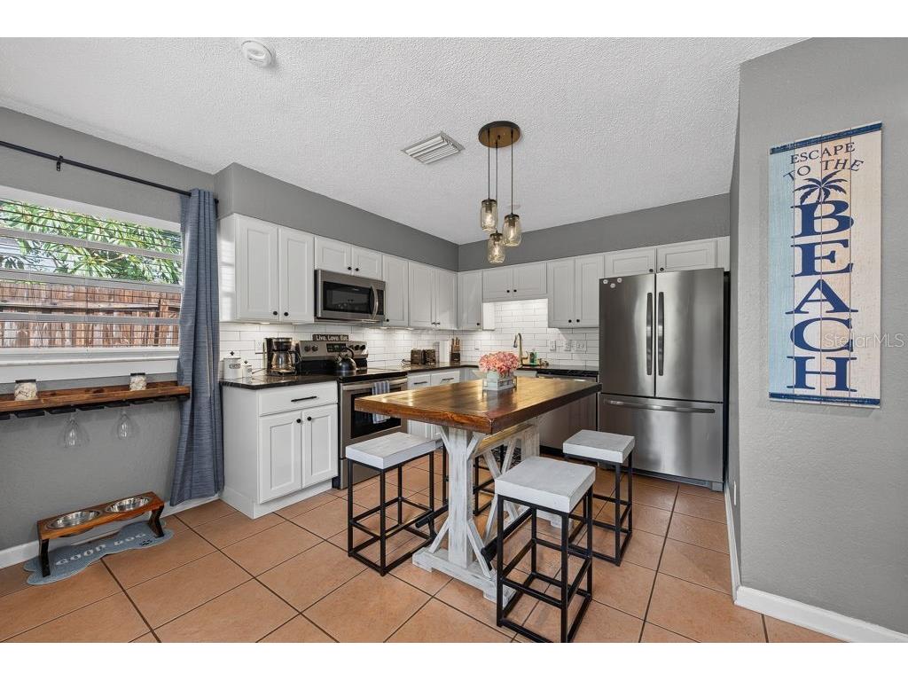 610 1st Avenue NE Largo FL 33770 TB8525596 image10