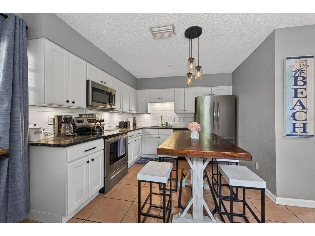 610 1st Avenue NE Largo FL 33770 TB8525596 image11