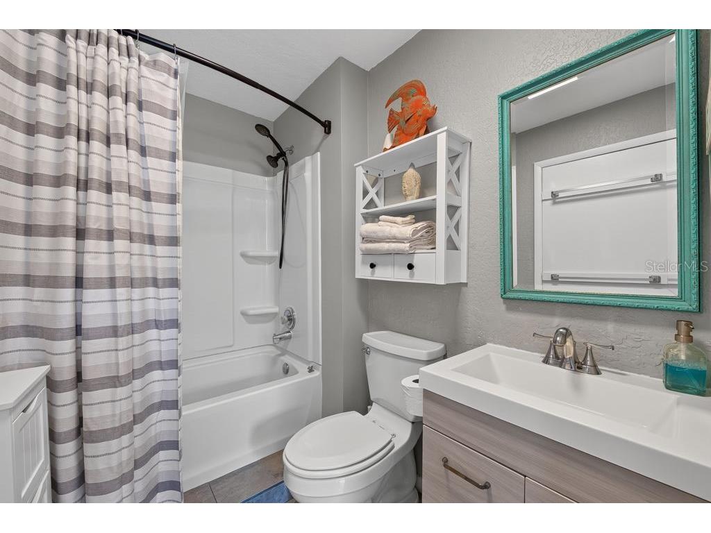 610 1st Avenue NE Largo FL 33770 TB8525596 image23
