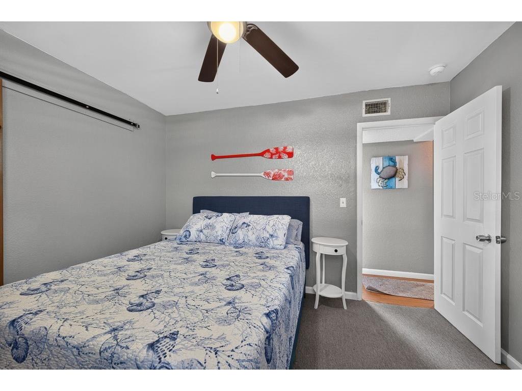 610 1st Avenue NE Largo FL 33770 TB8525596 image25