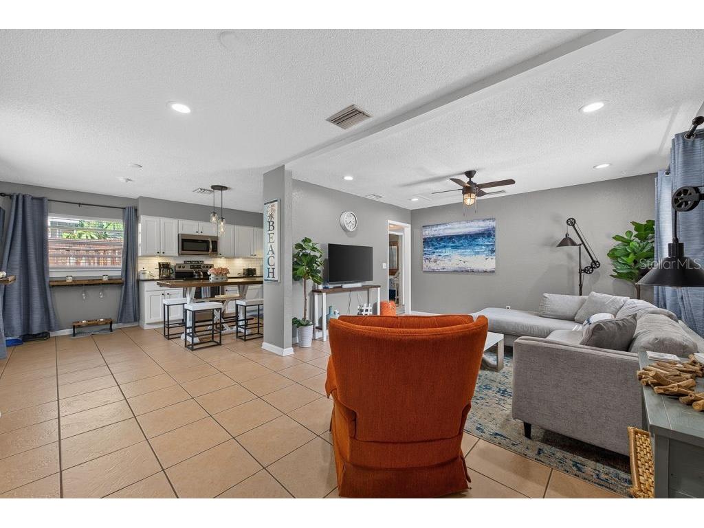 610 1st Avenue NE Largo FL 33770 TB8525596 image3